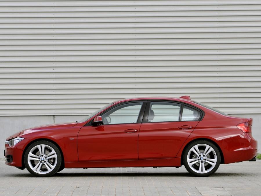 BMW 328i Sedan Sport Line 2012 года  (фото 13 из 16)